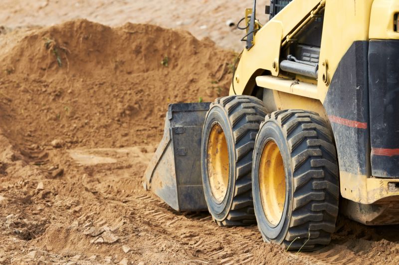 Lifts heavy loads and tackles tough jobs with ease.
